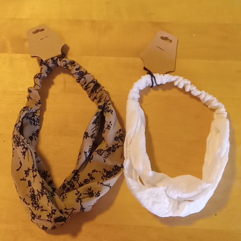 Set 2 Cloth Headbands – White Twist & Beige Floral Print, New!